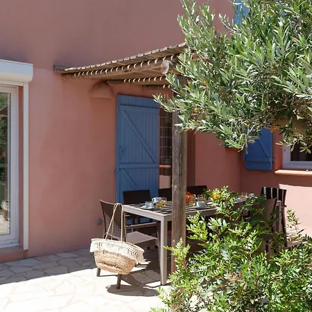 Marina Rossa Feriehus *