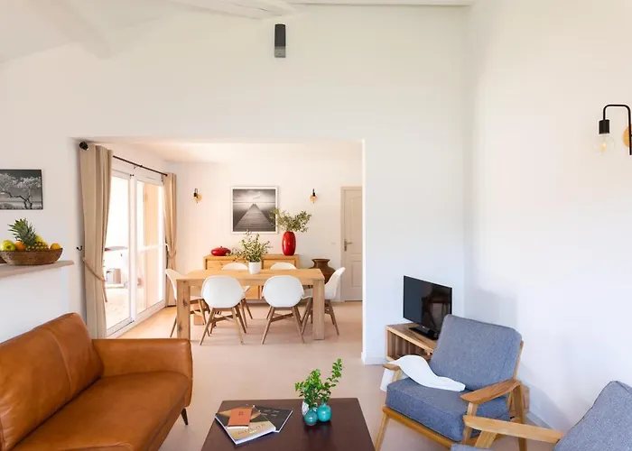 Marina Rossa * ポルトヴェッキオ