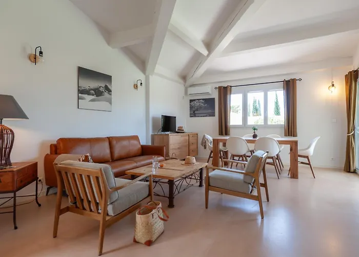 Marina Rossa * بورتو فيكشْيو